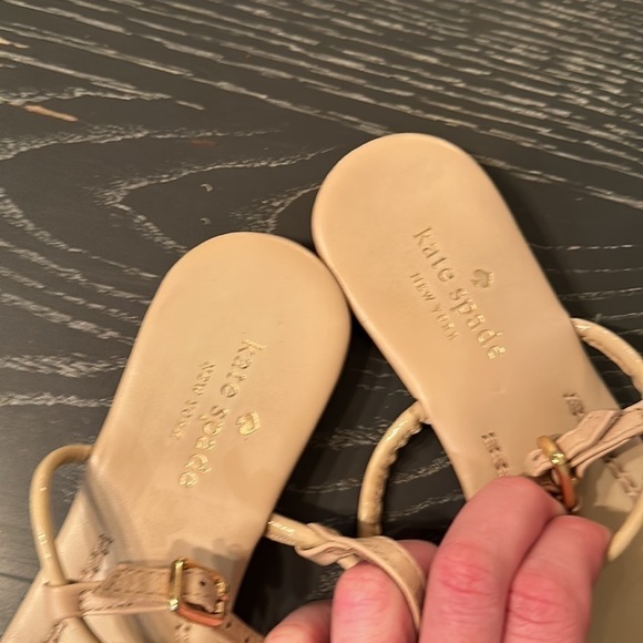 Kate Spade Tracie Bow Thong Sandals size 5.5 - Picture 3 of 6